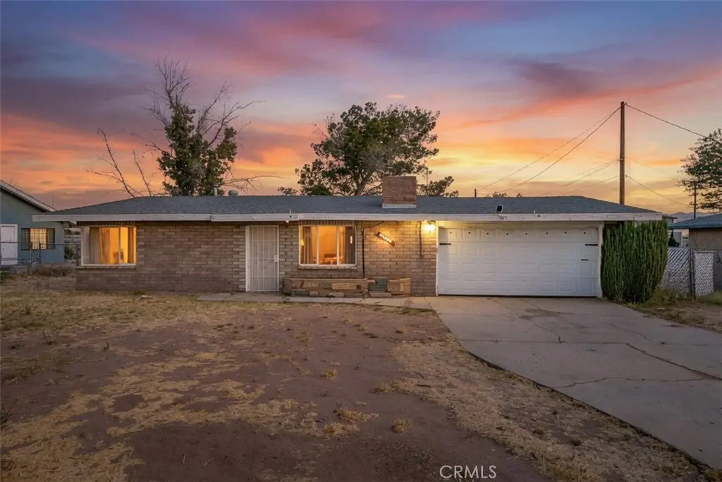 21798 Standing Rock Ave, Apple Valley, CA — listing photo 1
