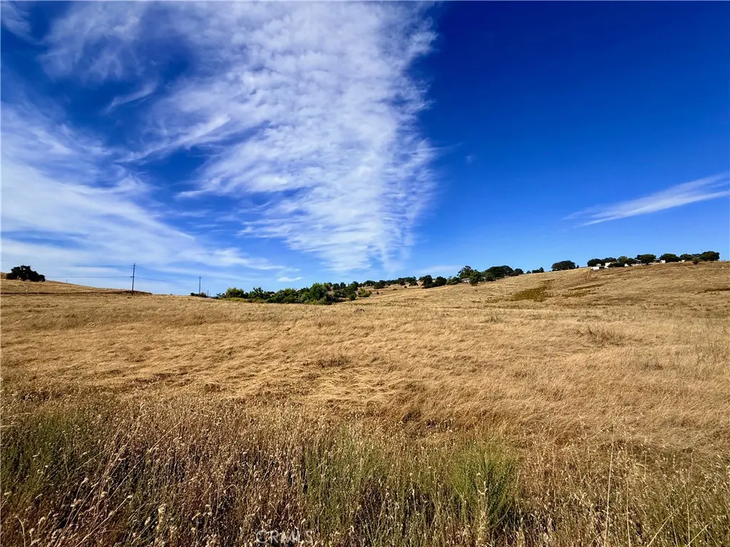 2628 Ranchito, La Grange, CA — listing photo 1