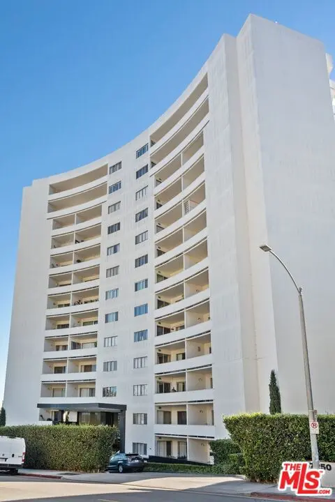 Residential Lease for rent at 7250 Franklin Avenue 507, Los Angeles, Los Angeles County, CA featuring 1 bed and 2 baths