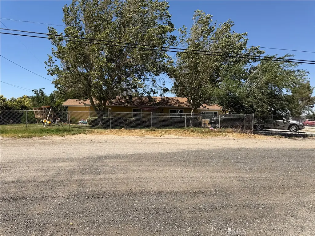 Single Family Residence for sale at 3153 E Avenue H4, Lancaster, CA featuring 4 beds and 2 baths