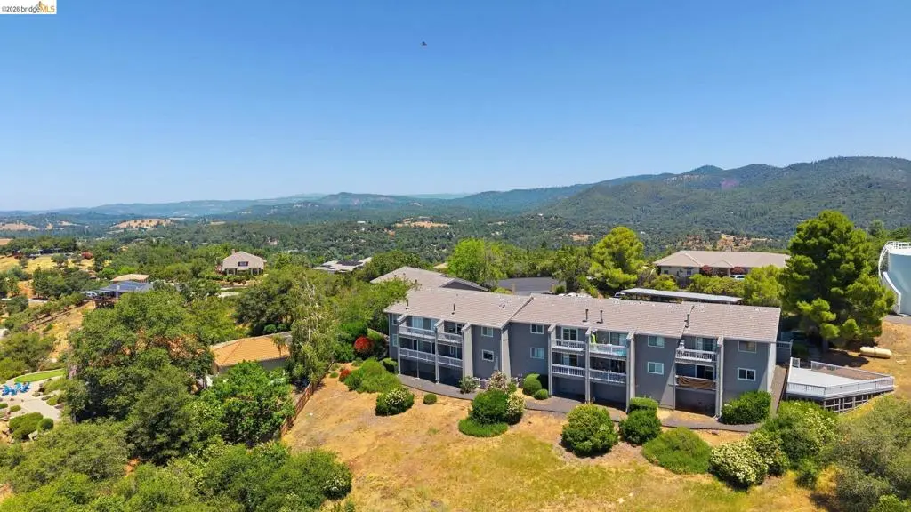 19849 Villa Dr 101, Sonora, CA — listing photo 1