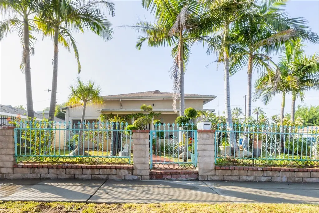 952 Orange Grove, San Fernando, CA — listing photo 1