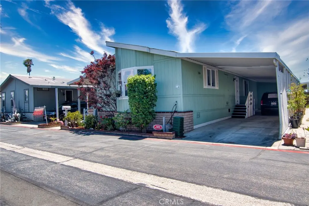 16444 Bolsa Chica Avenue 74, Huntington Beach, CA — listing photo 1