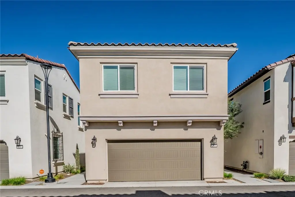 214 Bonita Lane, Rialto, CA — listing photo 1