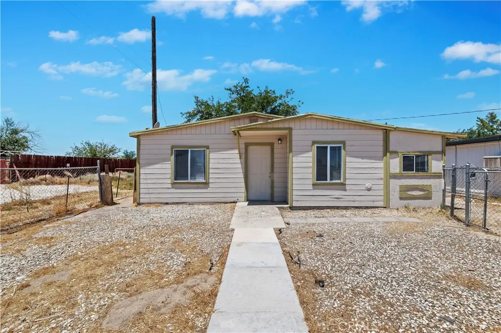 Single Family Residence for sale at 34942 Birch, Barstow, CA featuring 2 beds and 1 bath
