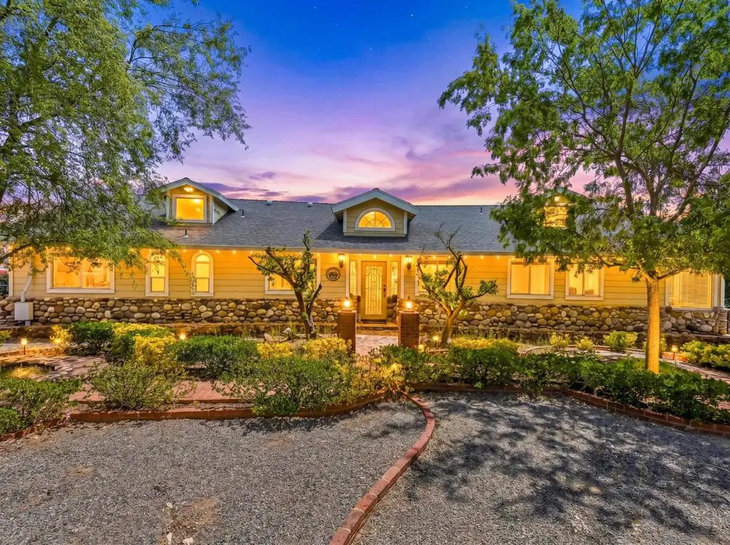 1577 Oak Land, Julian, CA — listing photo 1