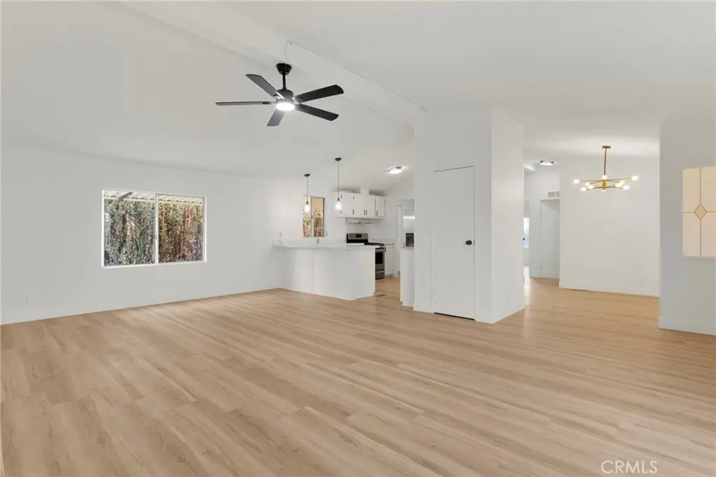 20843 Waalew C145, Apple Valley, CA — listing photo 1