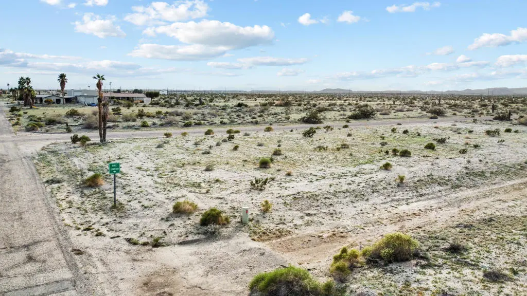 1552 Nile Drive, Thermal, CA — listing photo 1