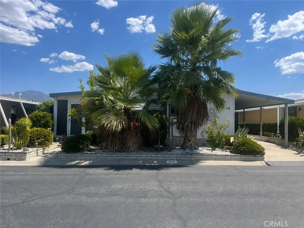 Manufactured In Park for sale at 24600 Mountain Avenue 119, Hemet, CA featuring 2 beds and 2 baths