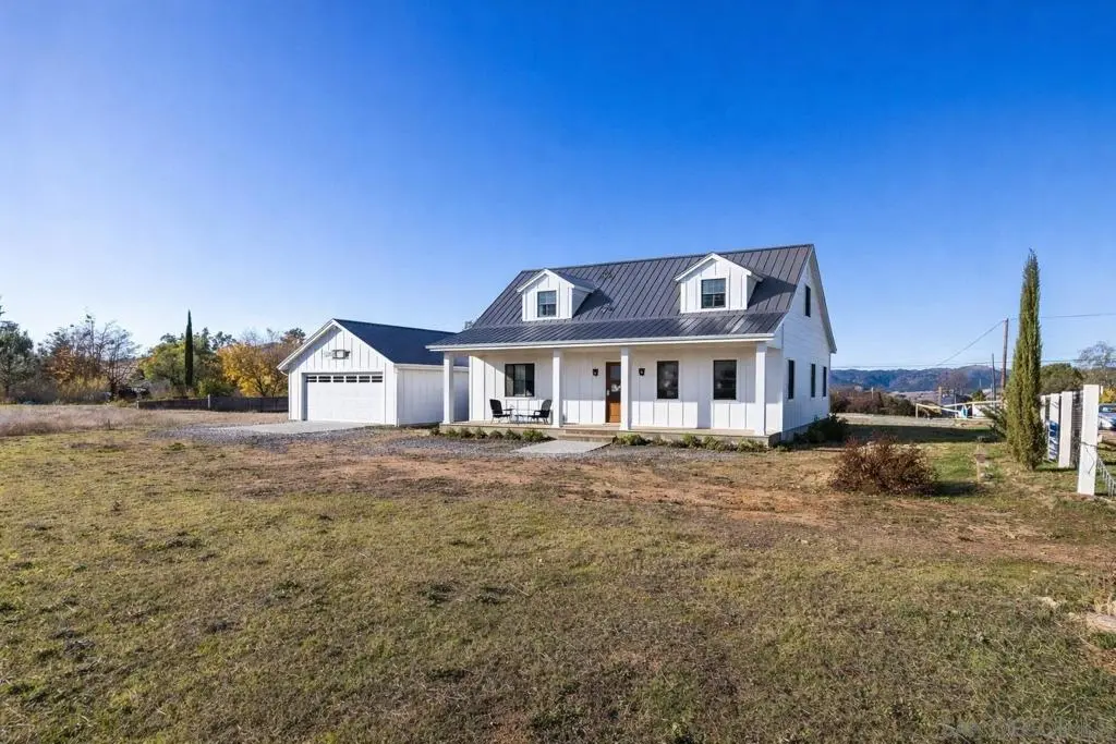 21860 William Tell St, Santa Ysabel, CA — listing photo 1