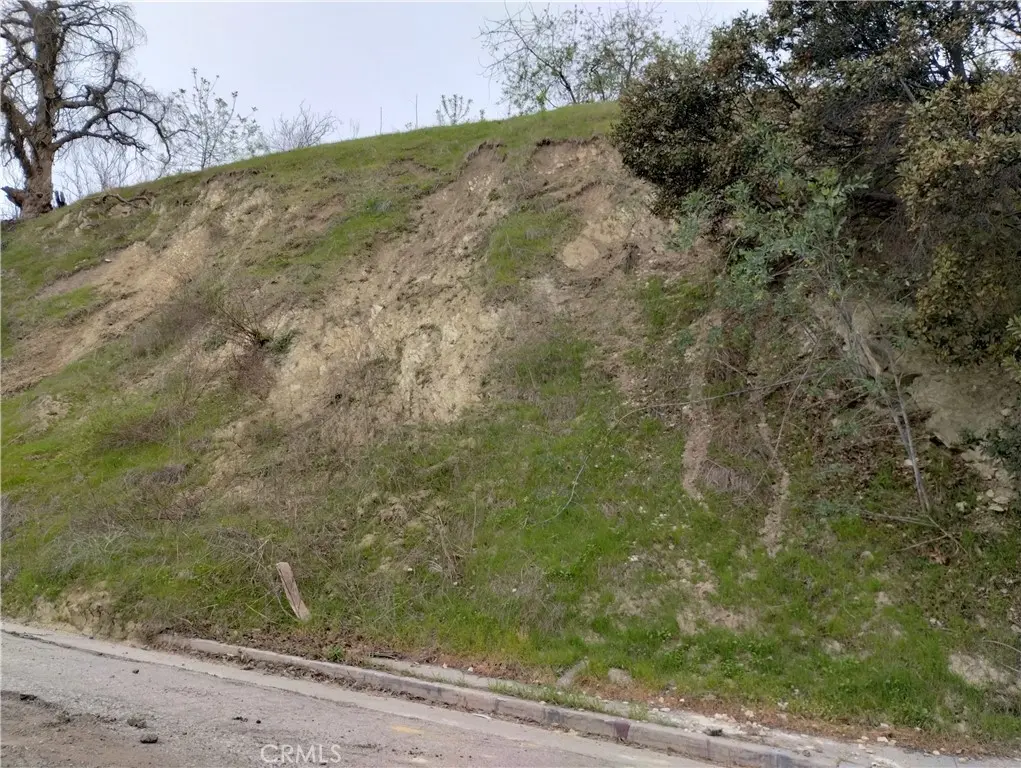 2821 N Adkins Avenue, Los Angeles, CA — listing photo 1