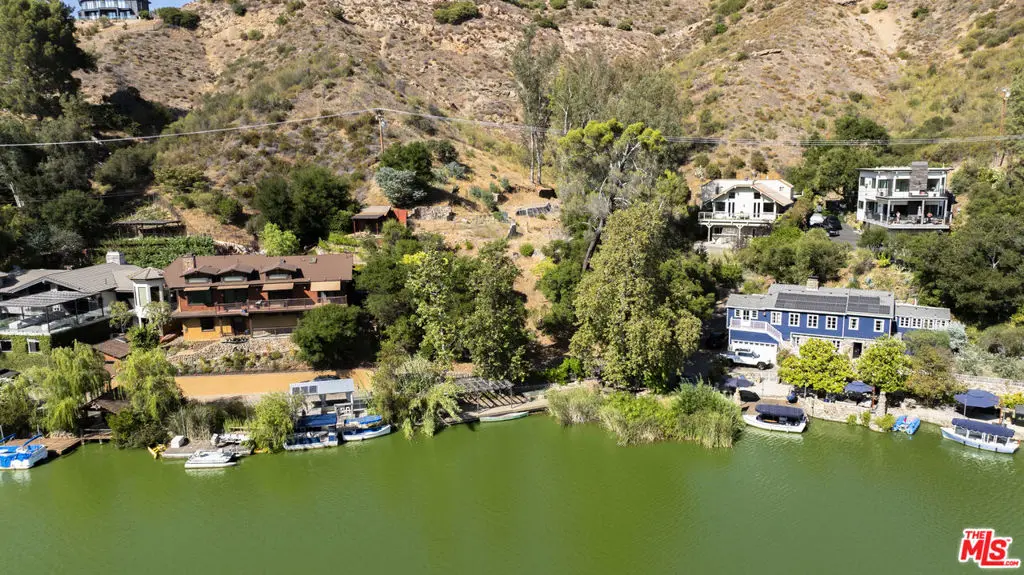 2100 E Lakeshore Drive, Agoura Hills, CA — listing photo 1