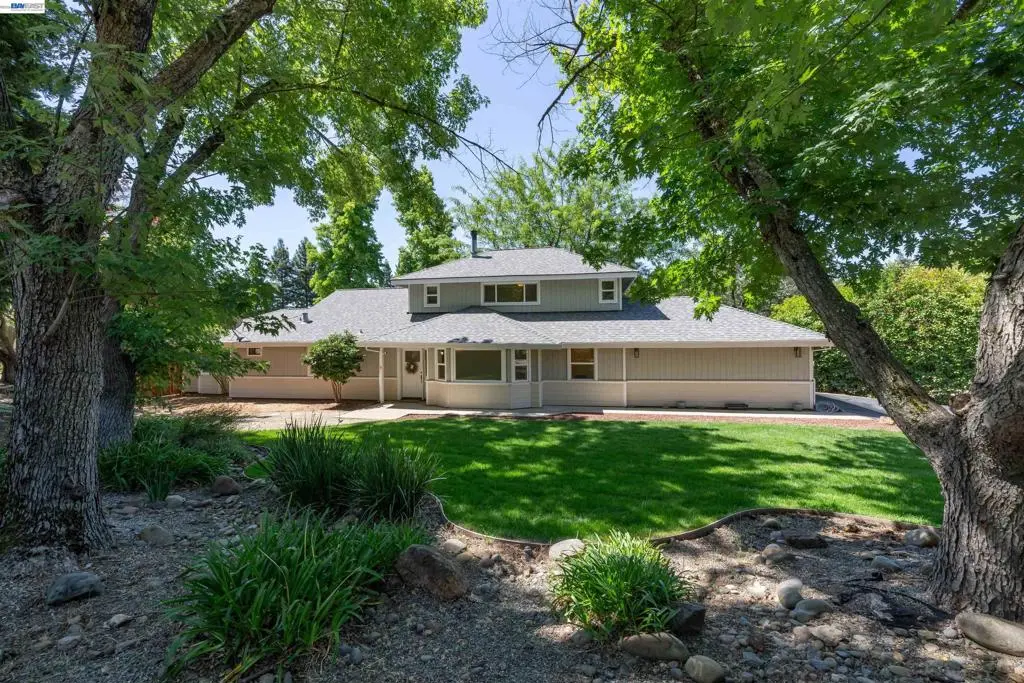 3632 Ravenwood Ln, Cameron Park, CA — listing photo 1