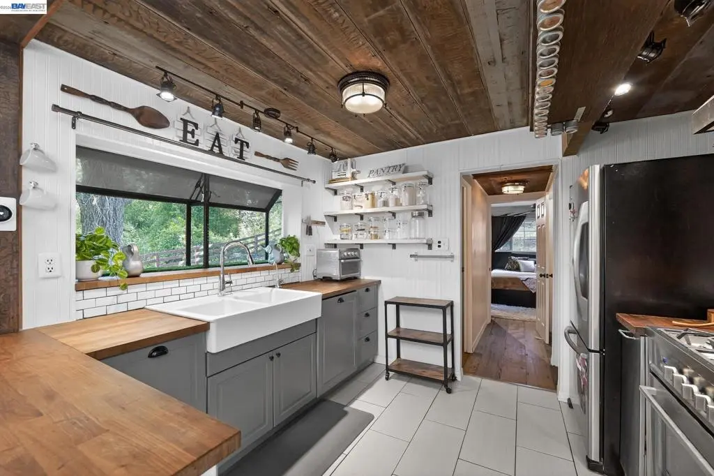 2989 Singalong Way, Sunol, CA — listing photo 1