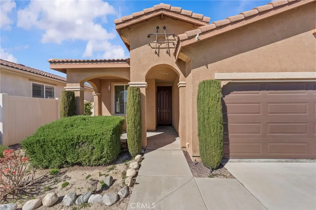Single Family Residence for sale at 1486 Signal Peak, Beaumont, CA featuring 2 beds and 2 baths
