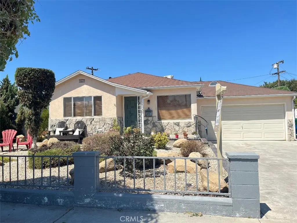 Single Family Residence for sale at 5055 N Raton, Long Beach, CA featuring 3 beds and 2 baths