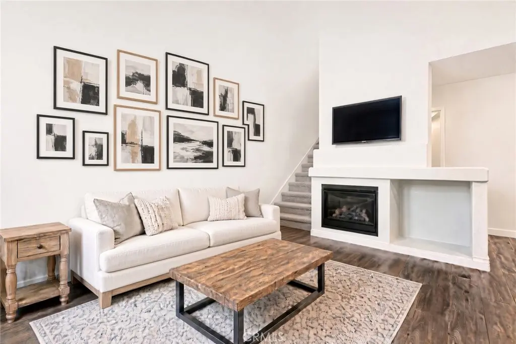 Townhouse for sale at 67 Carlsbad, Aliso Viejo, CA featuring 2 beds and 3 baths