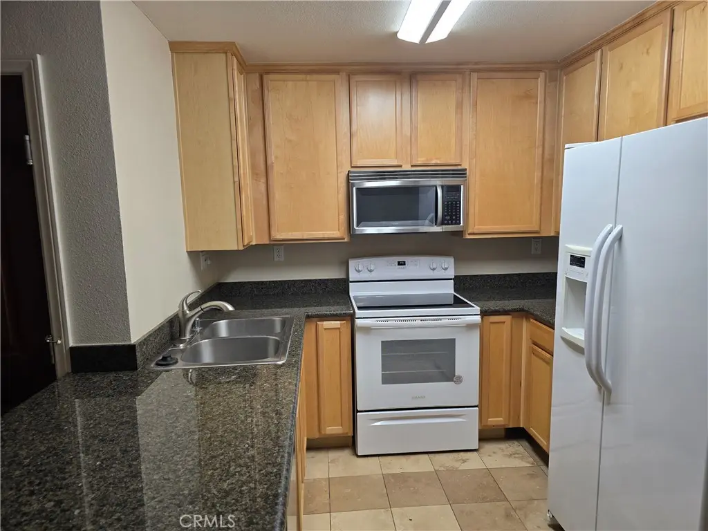 Condominium for sale at 2275 Del Mar Way 106, Corona, CA featuring 1 bed and 1 bath
