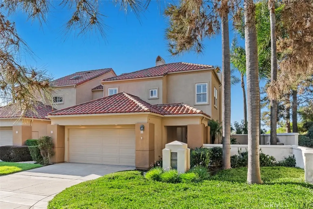 Single Family Residence for sale at 17 Siena, Laguna Niguel, CA featuring 3 beds and 3 baths