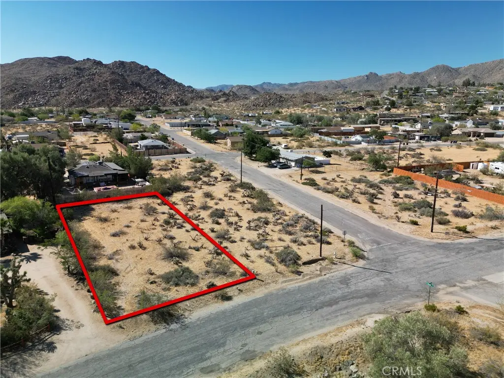 61899 El Reposo Circle, Joshua Tree, CA — listing photo 1