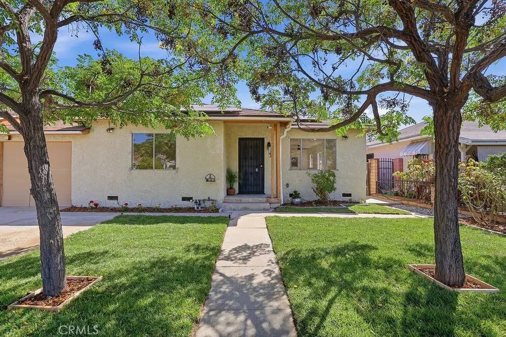 10332 Cayuga Avenue, Pacoima, CA — listing photo 1