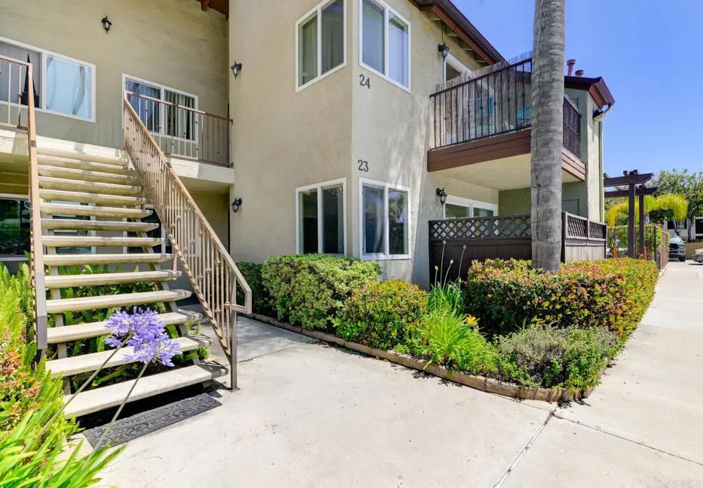 Condominium for sale at 1509 E Washington Ave 23, El Cajon, CA featuring 2 beds and 2 baths