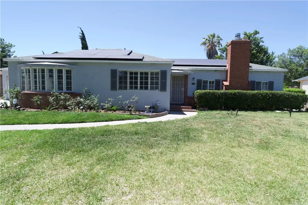 Single Family Residence for rent at 2770 Ladera, San Bernardino, CA featuring 3 beds and 2 baths