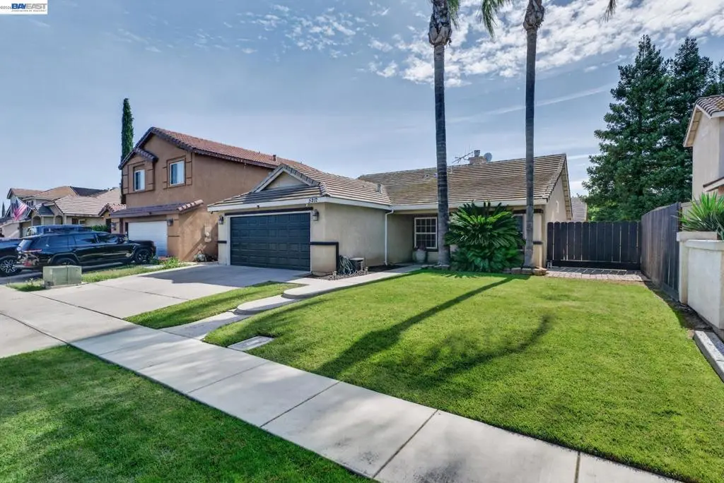 5912 Squire Wells Way, Riverbank, CA — listing photo 1