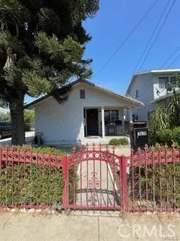 1319 Hollister, San Fernando, CA — listing photo 1