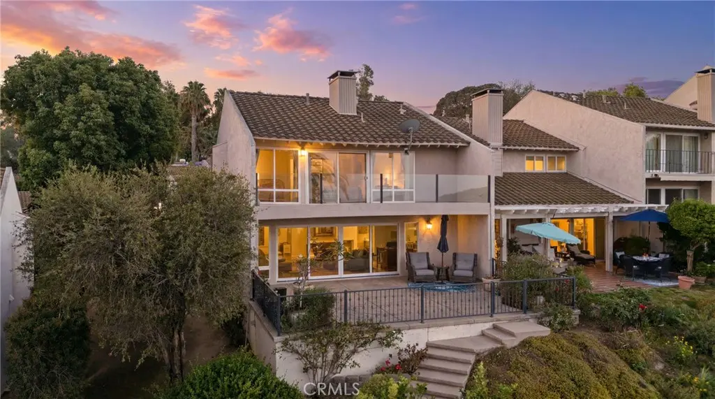 Residential Lease for rent at 2235 El Capitan, Riverside, Riverside County, CA featuring 3 beds and 3 baths