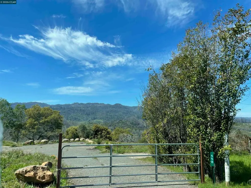 558 Community Hall Ln, St Helena, CA — listing photo 1