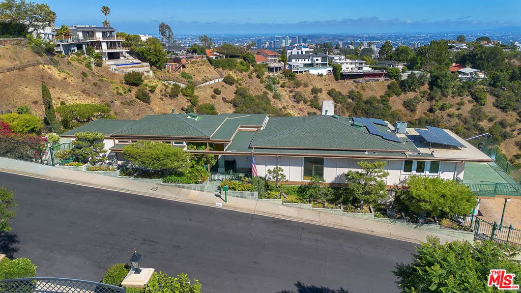 Single Family Residence for sale at 10924 Savona Road, Los Angeles, CA featuring 3 beds and 5 baths