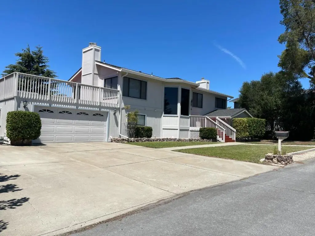 Single Family Residence for sale at 60 Franks Drive, Hollister, CA featuring 3 beds and 3 baths