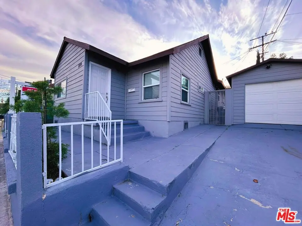 1109 N Chester Avenue, Inglewood, CA — listing photo 1