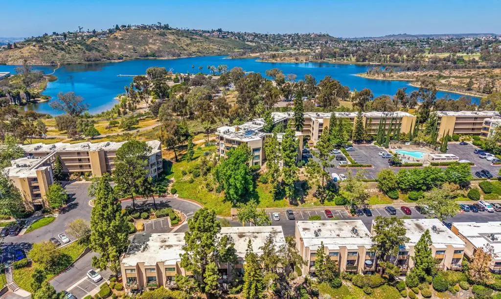 5700 Baltimore Drive 206, La Mesa, CA — listing photo 1