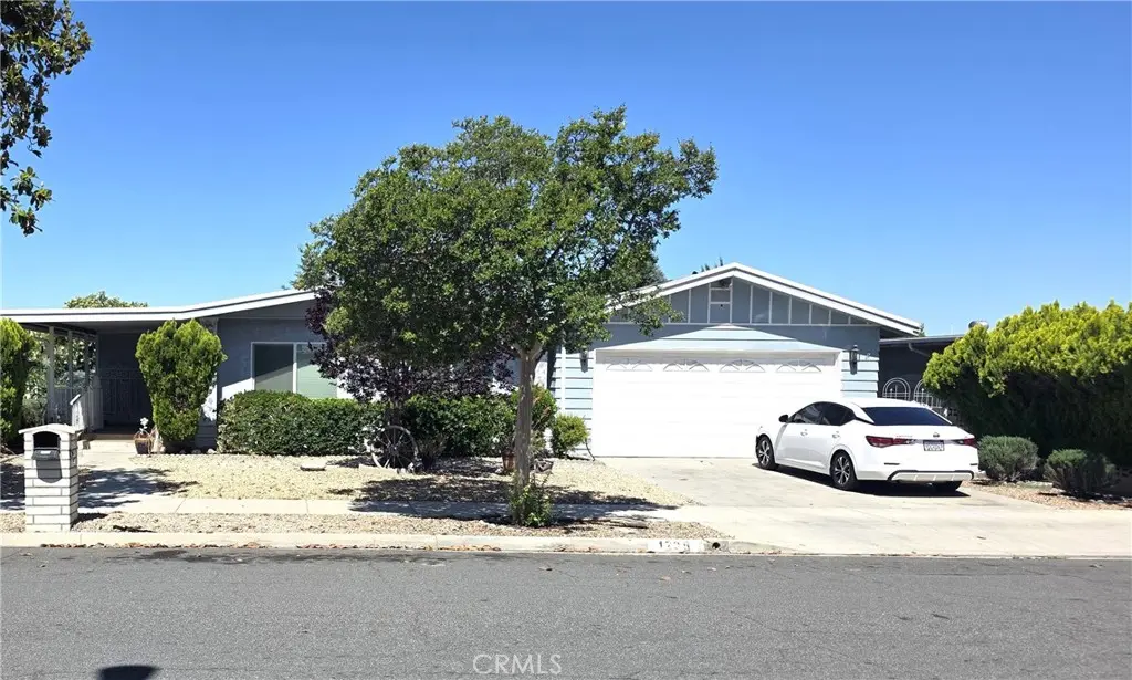 Manufactured On Land for sale at 1239 Brentwood, Hemet, CA featuring 2 beds and 2 baths