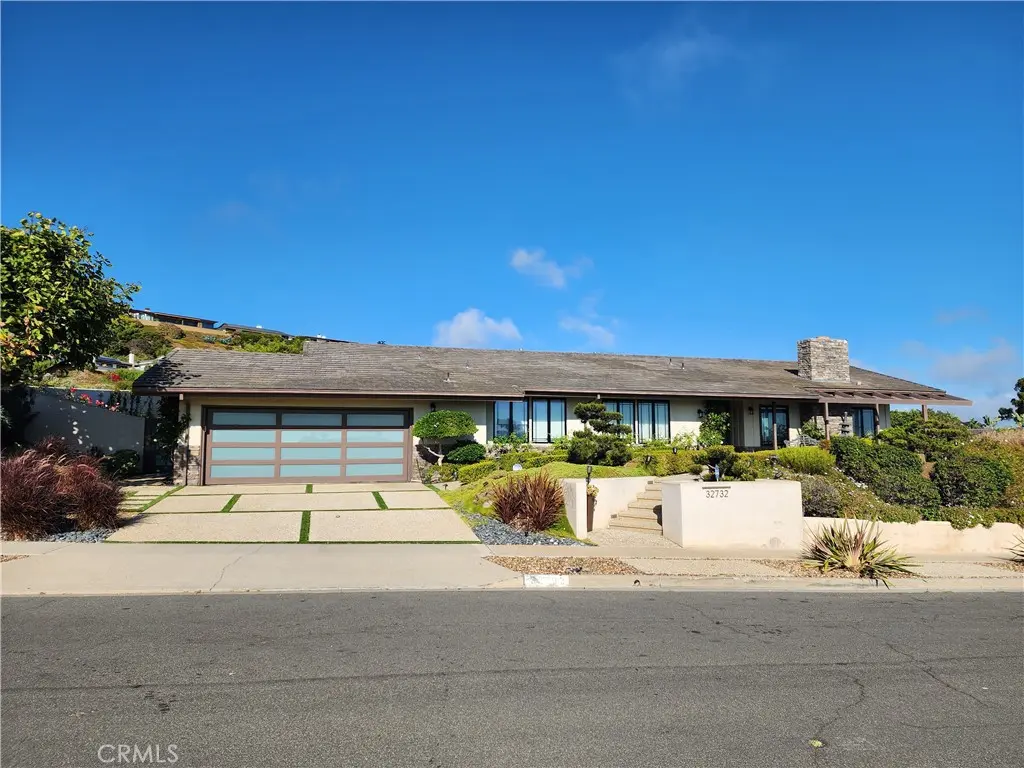 Single Family Residence for rent at 32732 Mediterranean Drive, Dana Point, CA featuring 3 beds and 3 baths