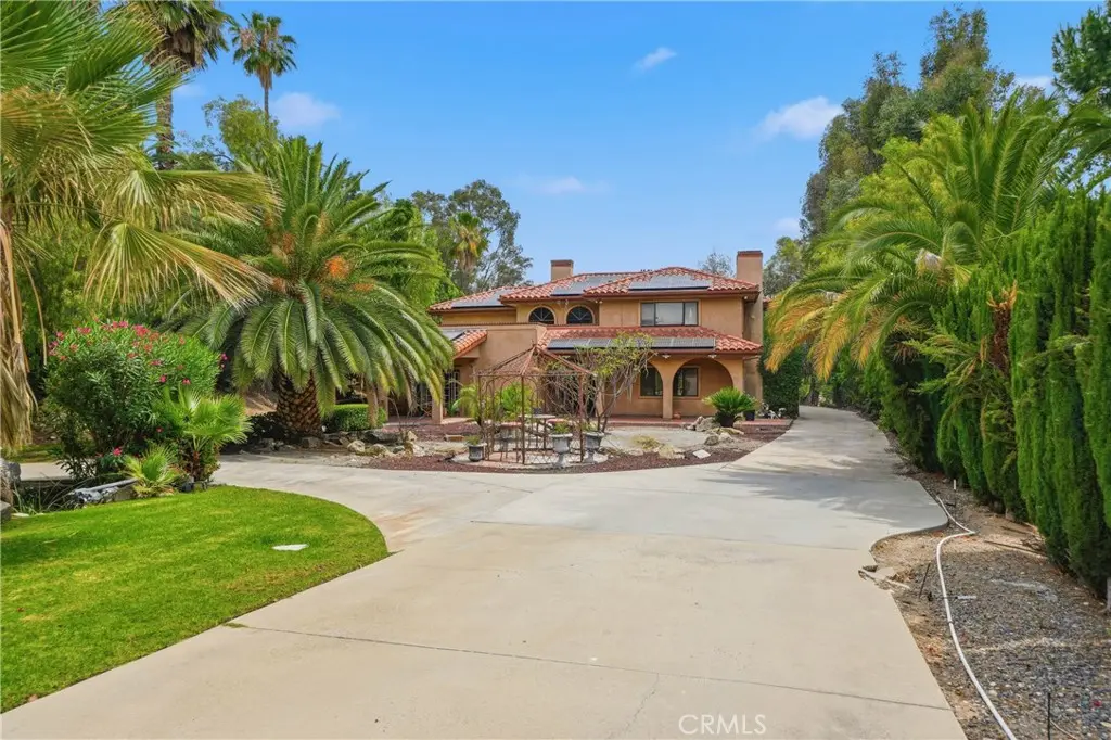 1609 Cherokee, Corona, CA — listing photo 1