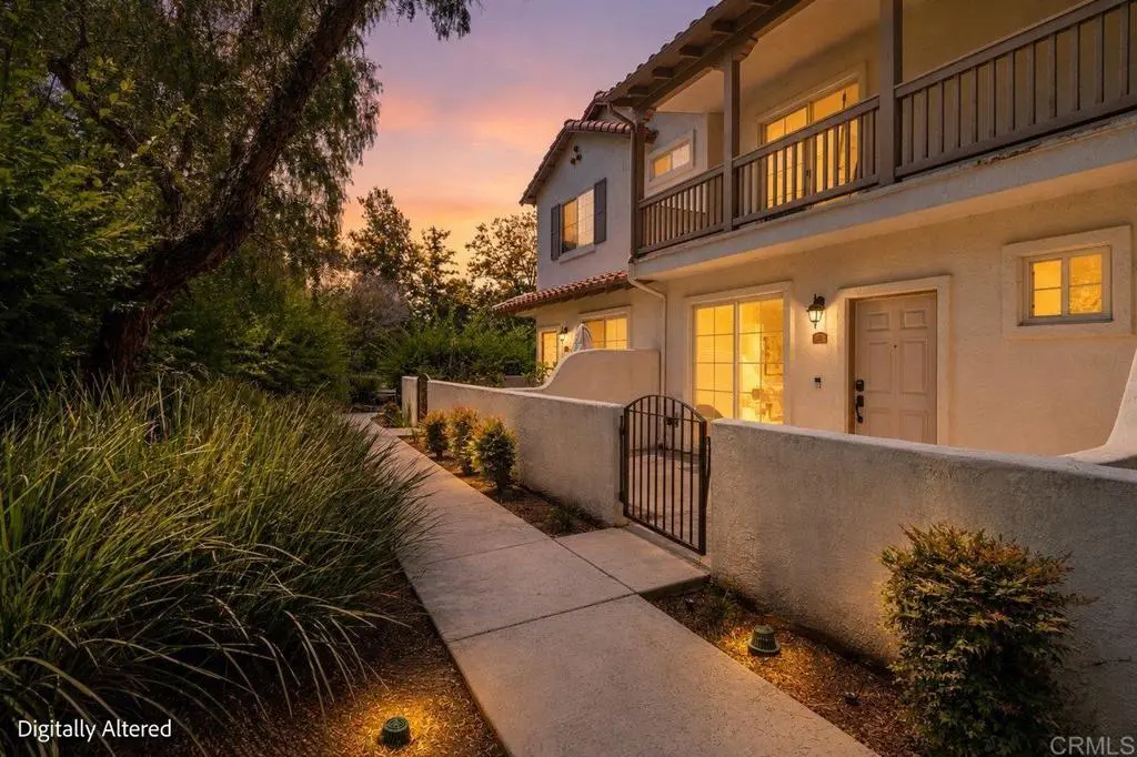 Condominium for sale at 1524 Circle Ranch Way 61, Oceanside, CA featuring 3 beds and 3 baths