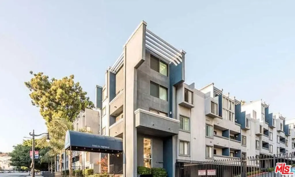 Condominium for rent at 1940 N Highland Avenue 81, Los Angeles, CA featuring 2 beds and 2 baths