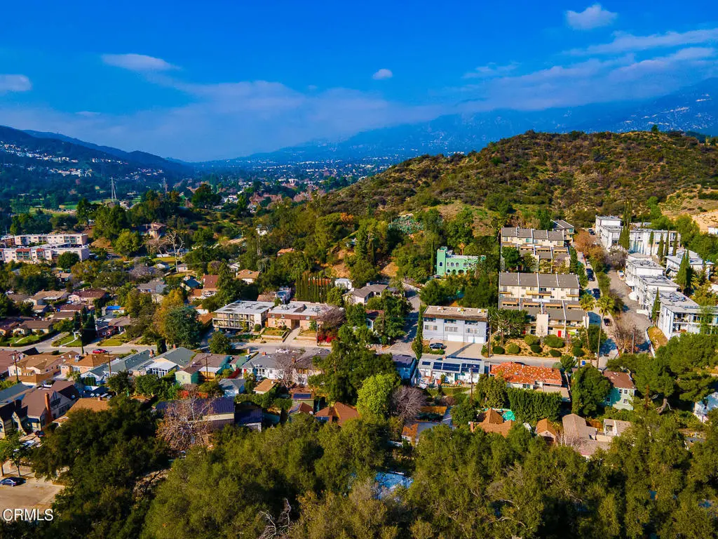4 Vista Del Verde Drive, Glendale, CA — listing photo 1