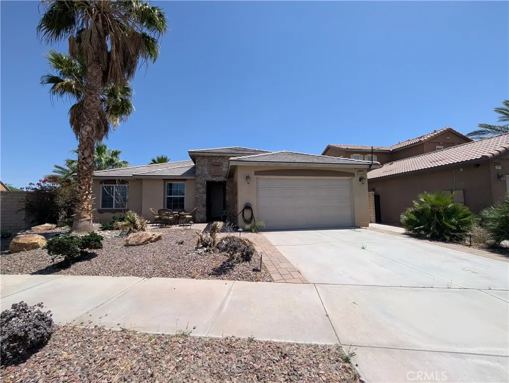 Single Family Residence for sale at 42652 Dell Lago Court, Indio, CA featuring 3 beds and 2 baths
