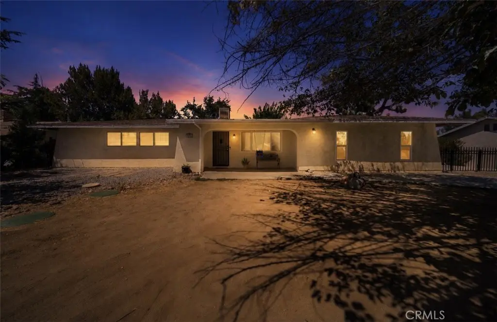 7602 MONTROSE AVENUE, Hesperia, CA — listing photo 1