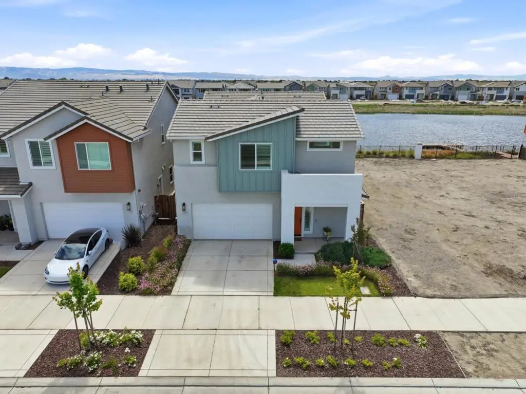 Single Family Residence for sale at 17439 Harbor View Avenue, Lathrop, CA featuring 5 beds and 3 baths