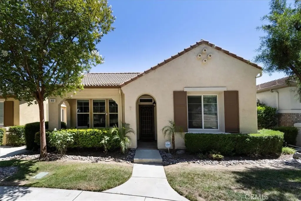 Single Family Residence for sale at 8010 Bay Hill, Hemet, CA featuring 2 beds and 2 baths