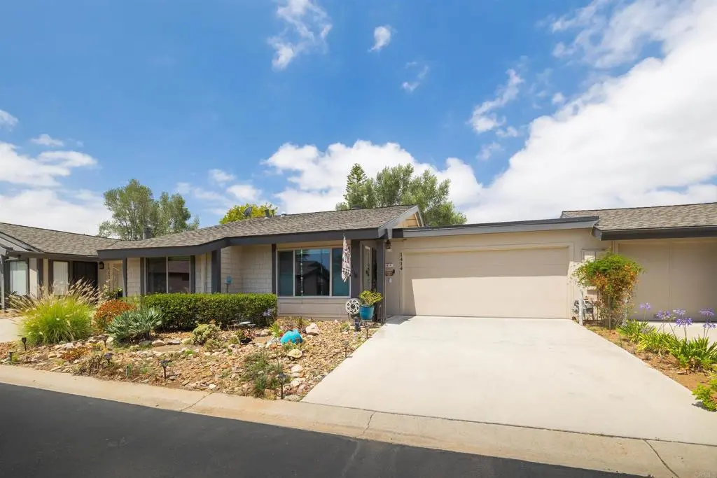 1414 Market Street, Vista, CA — listing photo 1