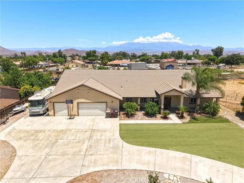 30510 Phillip Rd, Nuevo, CA — listing photo 1