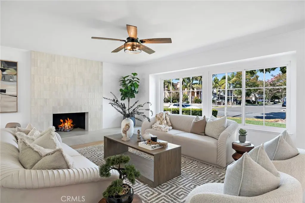 Single Family Residence for sale at 21891 Starfire Lane, Huntington Beach, CA featuring 3 beds and 3 baths