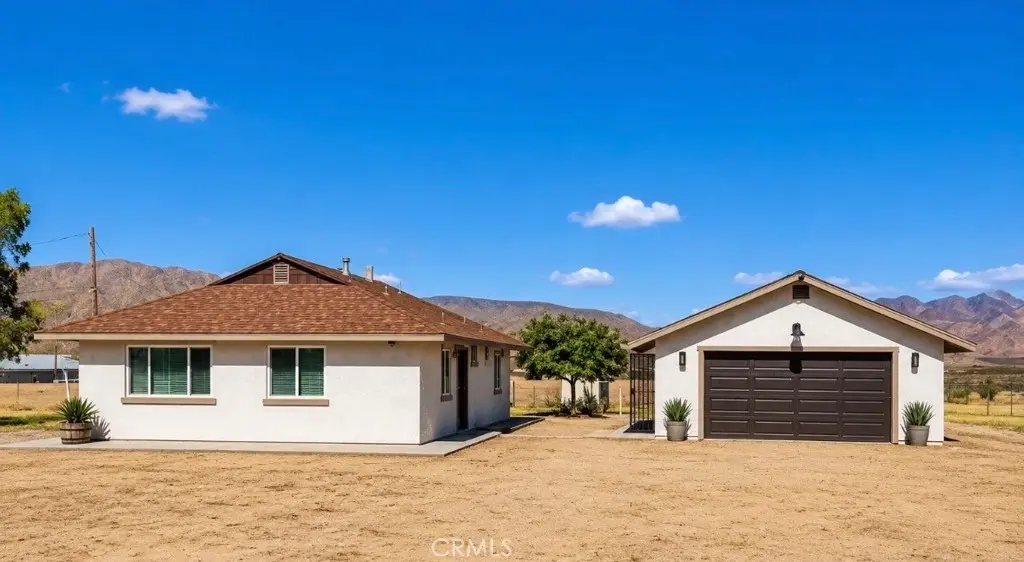 16962 Huff, Lucerne Valley, CA — listing photo 1