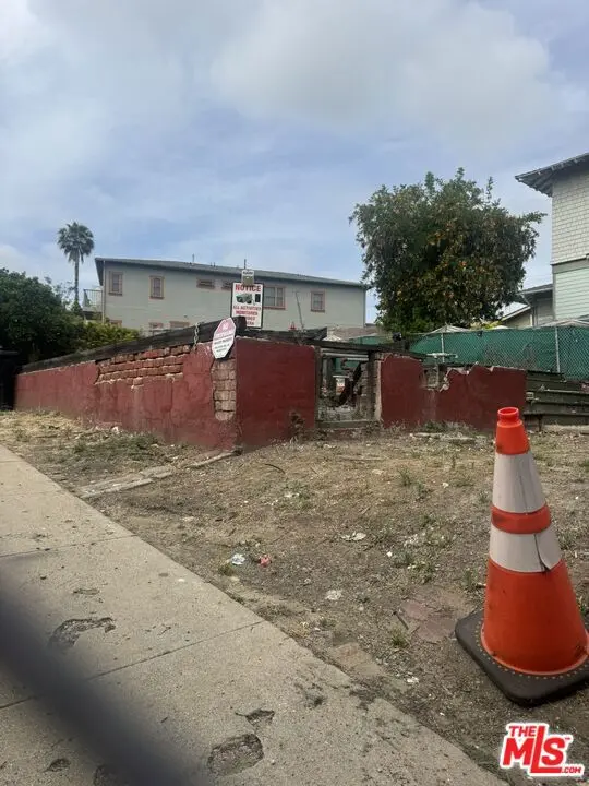 1222 Bellevue Avenue, Los Angeles, CA — listing photo 1